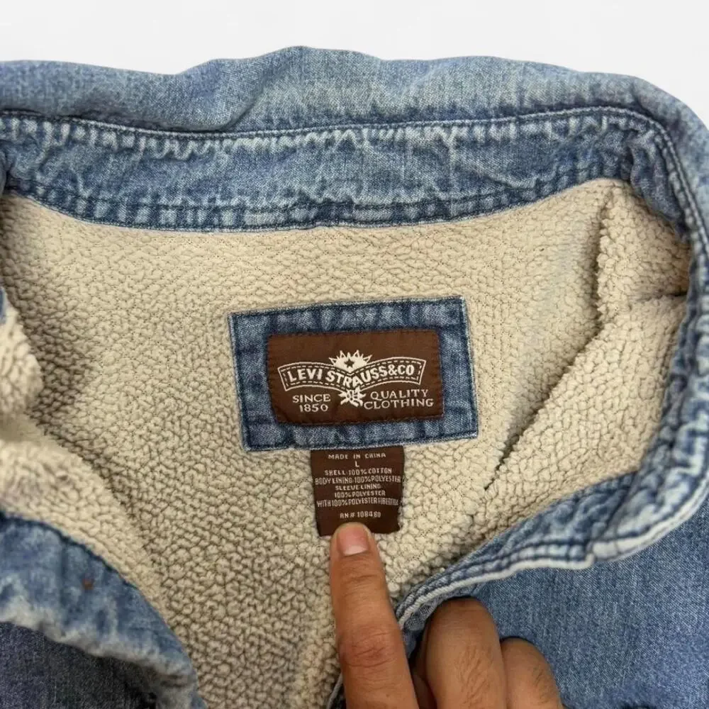 Vintage Levi’s Sherpa Lined Denim Trucker Jacket Large Blue Button Front